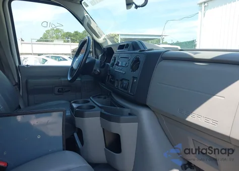 2013 Ford E-350 Super Duty Commercial from USA, damaged, VIN 1FTSS3EL8DDA41420